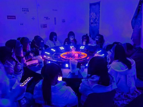 欢乐狼人杀里怎么直播